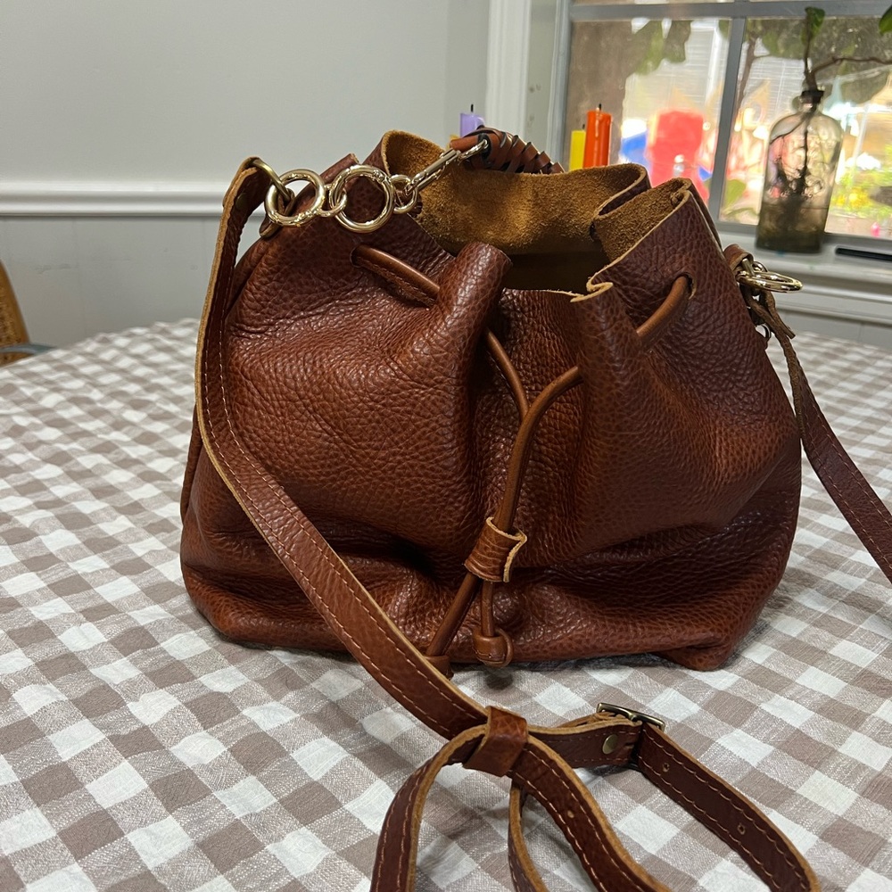 PORTLAND LEATHER NUTMEG BUCKET